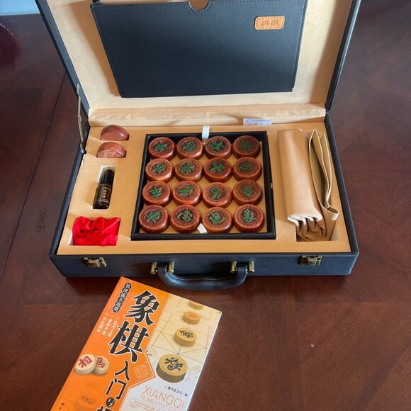 Chinese Traditional Chess Game Set wooden Home Party Chess Game Leather Case - Picture 7 of 14